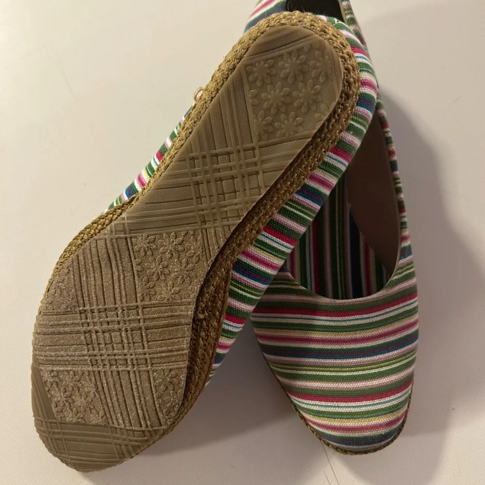 Beacon Striped Multicolor Wedges - Picture 5 of 6